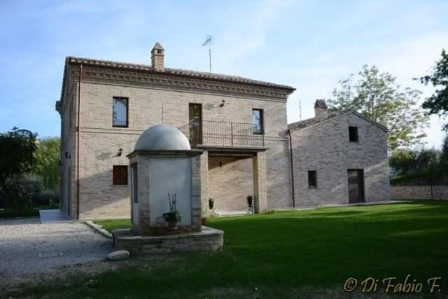 L' Antico Pozzo Country House Monsampietro Morico エクステリア 写真